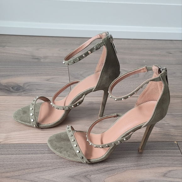 TOPSHOP Olive Green Suede Heels - Picture 5 of 7
